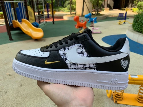 Nike AF1 Low Valentine's Day Black White Sneakers