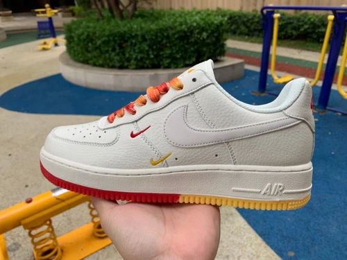 Nike Air Force 1 White/Red Gradient DH8863-996