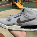 Air Jordan 312 Wolf Grey Basketball Shoe AT4040-002