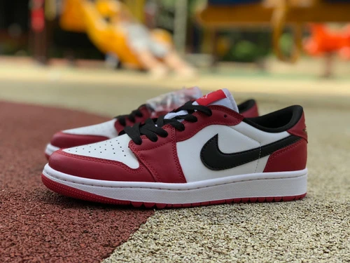 Air Jordan 1 Golf Chicago Golf Shoe DD9315-600