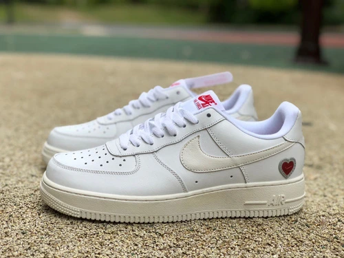 Nike Air Force 1 Valentine's Day White/Red DD7117-100