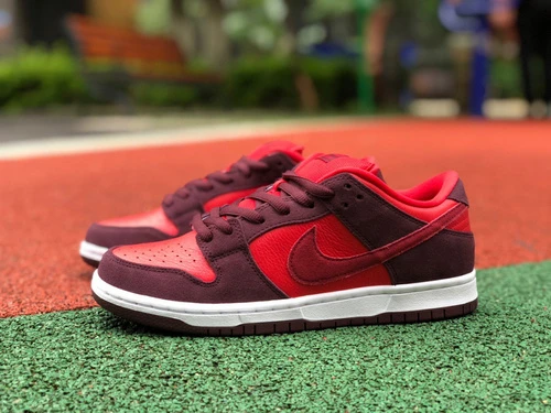 Nike SB Dunk Low "Cherry" Red DM0807-600