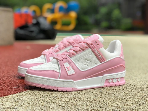 LOUIS VUITTON Trainer White Pink