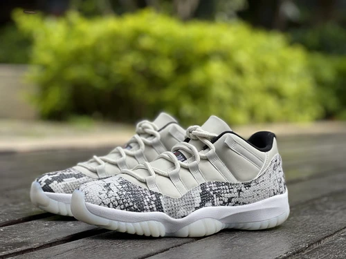 Air Jordan 11 "Snakeskin" White Snake Basketball Shoes CD6846-002