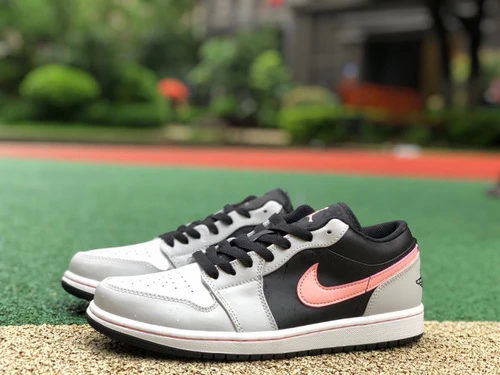 Air Jordan 1 Low White Black Pink Sneakers 553558-062