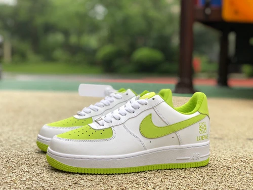 Nike Air Force 1 White/Grass Green AF1234-002