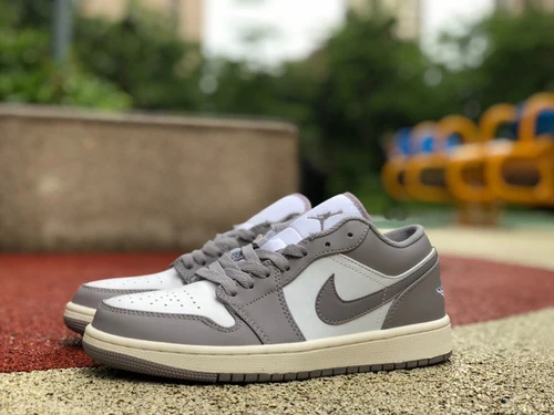 Air Jordan 1 Low "Neutral Grey" Low-Top Basketball Sneaker 553558-053