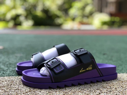 LOUIS VUITTON Slides Black Purple