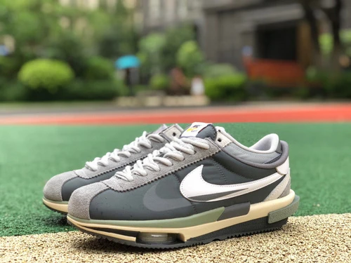 Sacai x Nike Zoom Cortez Grey DQ058