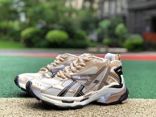 Balenciaga Runner Beige Gold