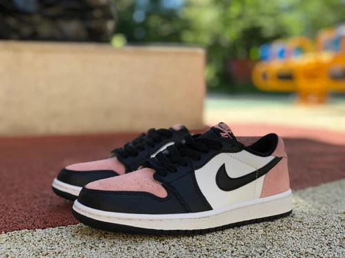 Air Jordan 1 Low Black Pink CZ0790-061