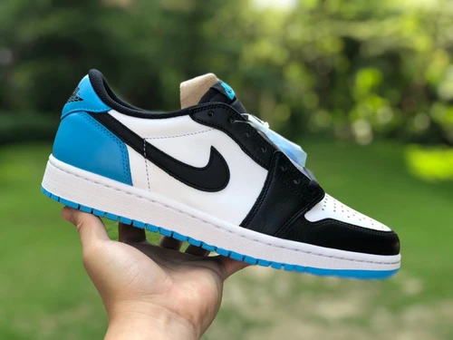 Air Jordan 1 Low UNC Black White Blue CZ0790-104