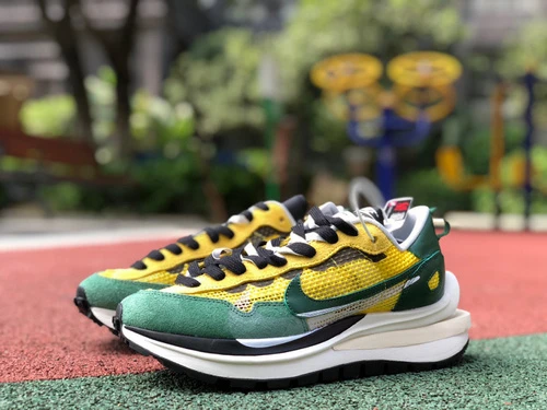 Nike x Sacai Vaporwaffle Green Yellow CV1363-700