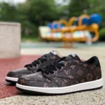 Travis Scott x Nike Air Jordan 1 Low Brown Sneakers DM7866