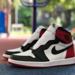 Air Jordan 1 OG Black Toe Classic High-Top Sneaker 555088-575441-125