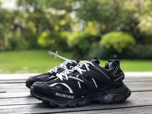 Balenciaga Triple S Black White