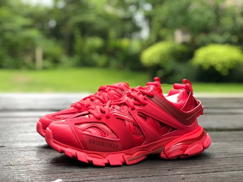 Balenciaga Triple S Red