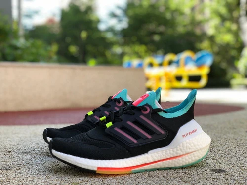 Adidas UltraBoost 22 Black Green