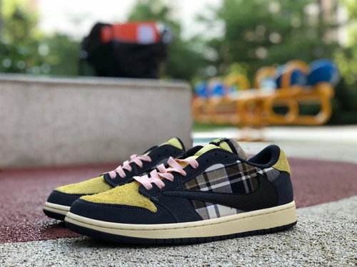 Travis Scott x Air Jordan 1 Low Black Yellow Grid CQ4277-618