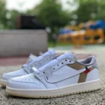 Travis Scott x Air Jordan 1 Low Beige Grey Sneakers CZ0790-100