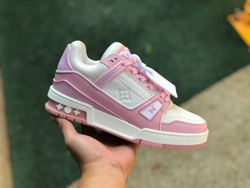 LOUIS VUITTON Trainer White Pink