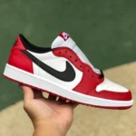 Air Jordan 1 Chicago Low Low-Top Sneaker 705329-600