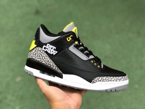 Air Jordan 3 "Oregon Ducks" Black Cracked Leather Cut Piece Version