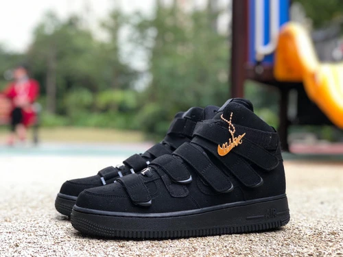 Billie Eilish x Nike Air Force 1 Black DM7926-400