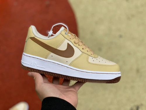 Nike Air Force 1 Wheat DQ7660-200