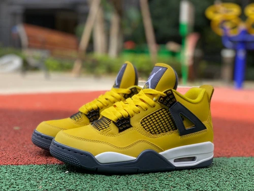 Air Jordan 4 Retro "Thunder" Black Yellow CT8527-700