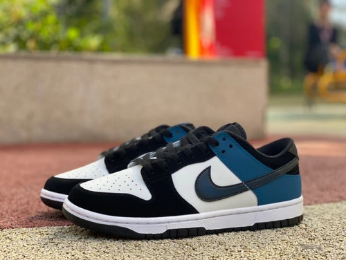 Nike Dunk Low "Industrial Blue" Black White Blue FD6923-100