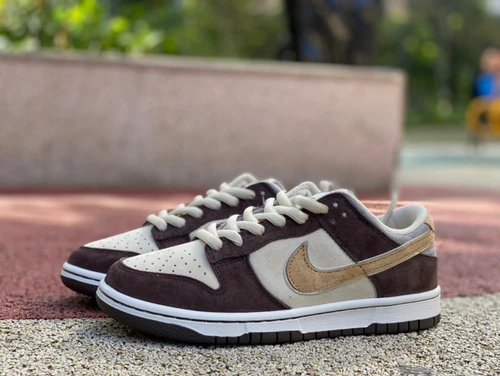 Tomo Katsuhiro x Nike SB Dunk Low "Steamboy OST" Beige Brown FF0039-034