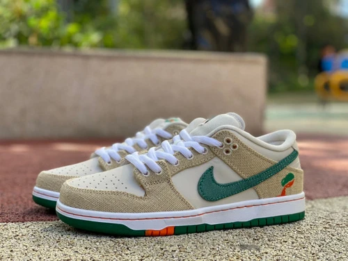 Jarritos x Nike SB Dunk Low FD0860-001