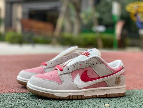 Nike Dunk Low SE 85 "Year of the Rabbit" Pink White DO9457-100