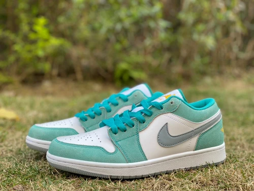 Air Jordan 1 Low Emerald DN3705-301