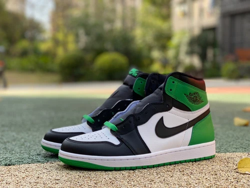 Air Jordan 1 High OG "Lucky Green" Black White Green S2 Edition DZ5485-031