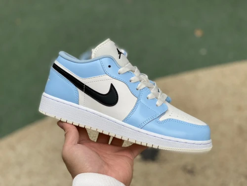 Air Jordan 1 Low GS "Ice Blue" White Blue Sneakers 554723-401