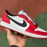 Air Jordan 1 Chicago Low Low-Top Sneaker 705329-600