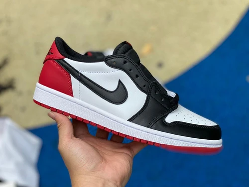 Air Jordan 1 Low OG "Black Toe" 2023 Best Value Edition Sneaker CZ0790-106