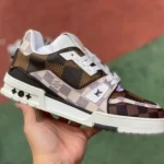 LOUIS VUITTON Trainer Brown