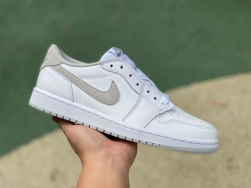 Air Jordan 1 Low OG "Neutral Grey" Low-Top Sneaker CZ0790-10