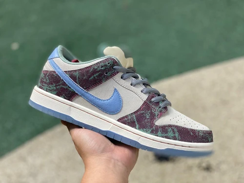 Crenshaw Skate Club x Nike SB Dunk Low FN4193-100