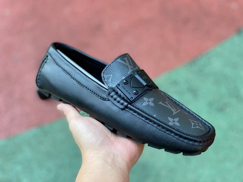 LOUIS VUITTON Moccasin Black