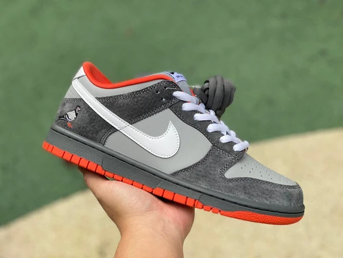 Staple Pigeon x Nike Dunk SB Grey 304292-011