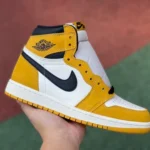 Air Jordan 1 High OG "Yellow Ochre" High-Top Sneaker DZ5485-701