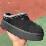 UGG Tasman Black