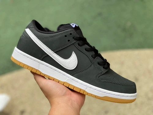 Nike Dunk SB Low Black White Gum CD2563-006