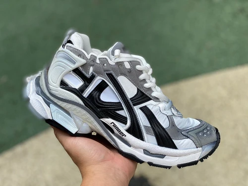 Balenciaga Runner 7.0 Black Grey White