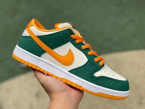 Nike SB Dunk Low "Legion Pine" White Green Orange 304292-383