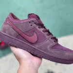 Nike SB Dunk Low Premium "Valentine's Day" FN0619-600